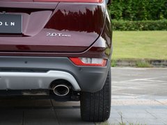 2017款 2.0T 四驱尊耀版