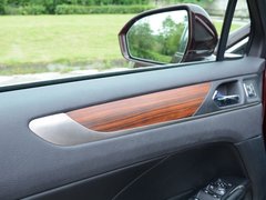 2017款 2.0T 四驱尊耀版