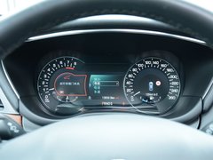 2017款 2.0T 四驱尊耀版