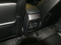 2017款 2.0T 四驱尊雅版