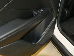 2017款 2.0T 四驱尊雅版