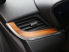 2017款 2.0T 四驱尊雅版
