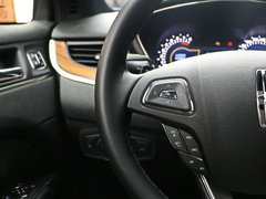 2017款 2.0T 四驱尊雅版