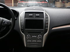 2017款 2.0T 四驱尊雅版