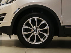 2017款 2.0T 四驱尊雅版