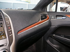 2017款 2.0T 两驱尊雅版