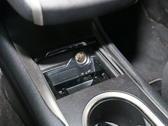 2017款 2.0T 两驱尊雅版