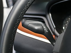 2017款 2.0T 两驱尊雅版