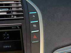 2017款 2.0T 两驱尊悦版