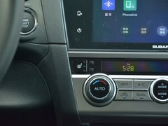 2017款 2.5i 运动导航版EyeSight