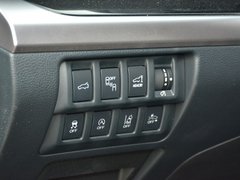 2017款 2.5i 运动导航版EyeSight