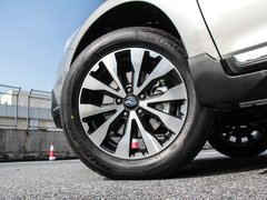 2017款 2.5i 豪华导航版EyeSight