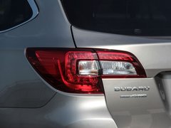 2017款 2.5i 豪华导航版EyeSight