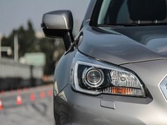 2017款 2.5i 豪华导航版EyeSight
