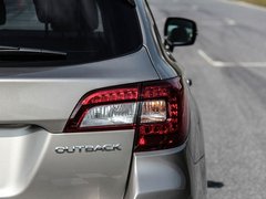 2017款 2.5i 豪华导航版EyeSight