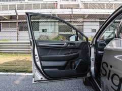2017款 2.5i 豪华导航版EyeSight