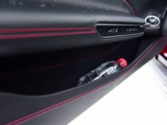 2016款 6.3L V12
