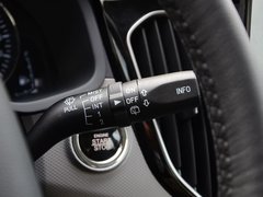 2016款 1.6L 自动尊贵型