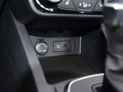 2016款 1.6L 自动尊贵型