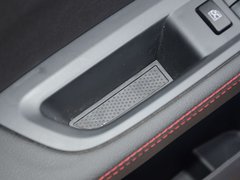 2016款 1.6L 自动尊贵型