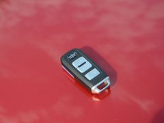 2016款 1.6L 自动尊贵型