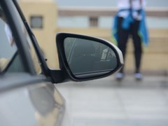 2017款 1.5L CVT锋潮版