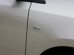 2017款 1.5L CVT锋潮版