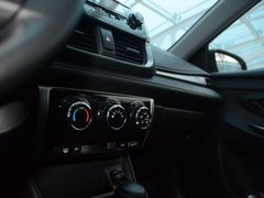2017款 1.5L CVT锋潮版