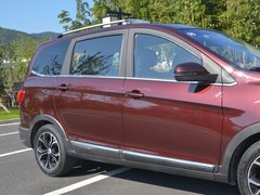 2017款 1.5L 手动 旗舰型