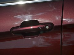 2017款 1.5L 手动 旗舰型