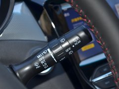 2017款 1.5L 手动 旗舰型