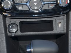 2017款 1.5L 手动 旗舰型