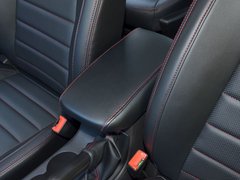 2017款 1.5L 手动 旗舰型