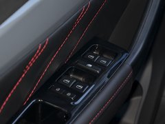2017款 1.5L 手动 旗舰型