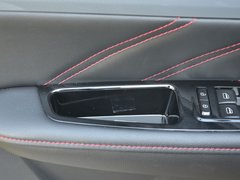 2017款 1.5L 手动 旗舰型