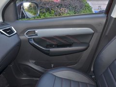 2017款 1.5L 手动 旗舰型