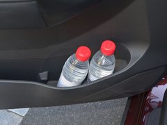 2017款 1.5L 手动 旗舰型