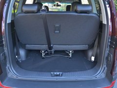 2017款 1.5L 手动 旗舰型