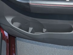 2017款 1.5L 手动 旗舰型