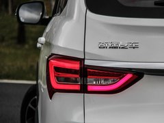 2017款 1.5L 手动 旗舰型