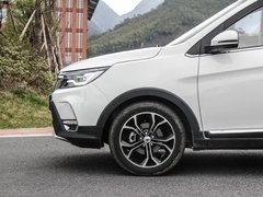 2017款 1.5L 手动 旗舰型