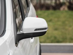2017款 1.5L 手动 旗舰型