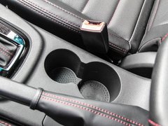 2017款 1.5L 手动 旗舰型