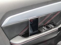 2017款 1.5L 手动 旗舰型