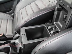 2017款 1.5L 手动 旗舰型