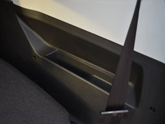 2017款 1.5L 手动 旗舰型