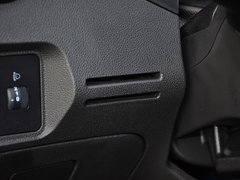 2017款 1.5L 手动 旗舰型