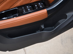2017款 1.5L 手动 旗舰型