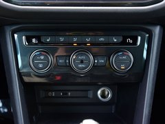 2017款 380TSI 四驱R-Line
