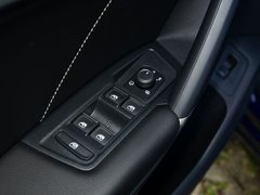 2017款 380TSI 四驱R-Line